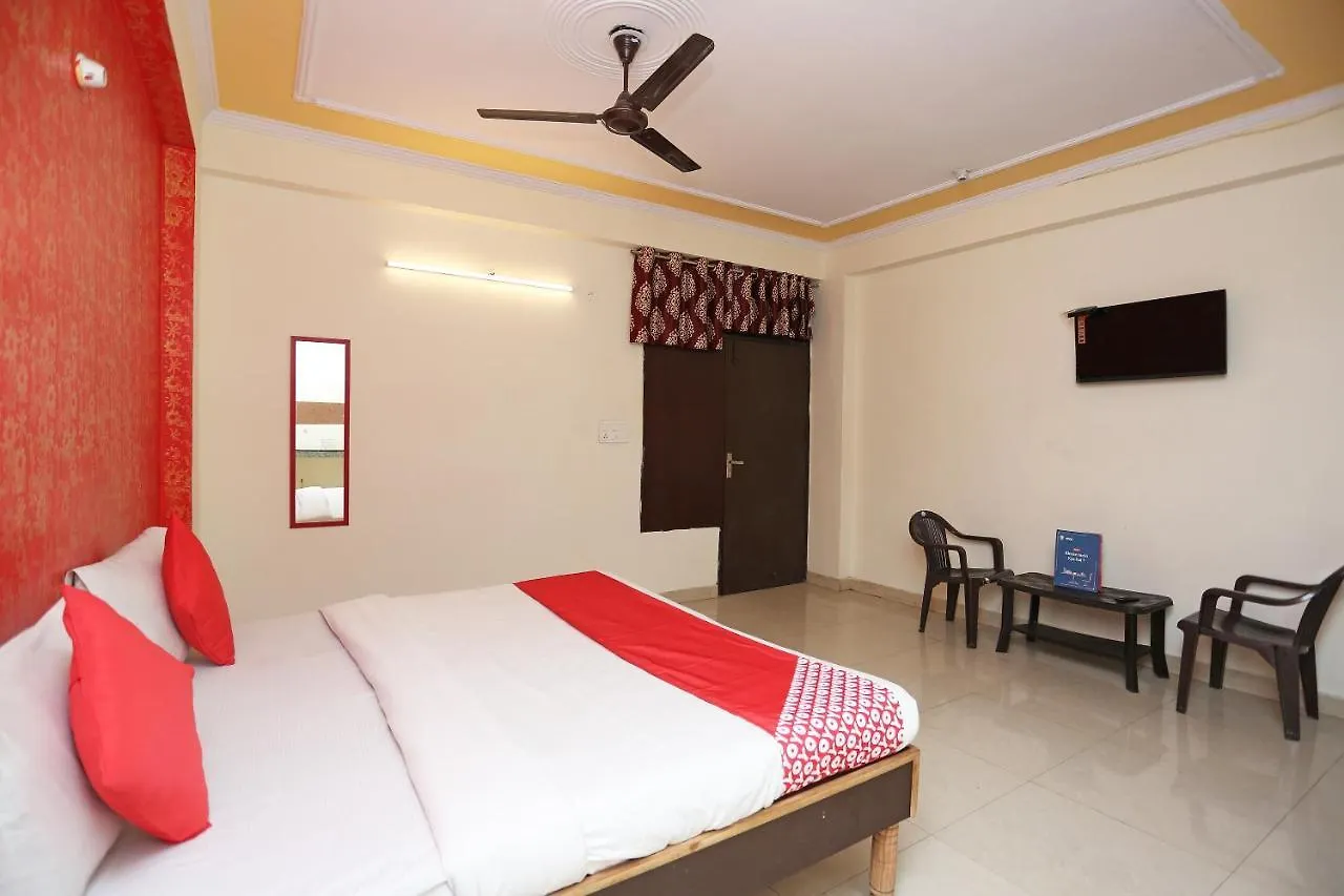 Hotel O Airport Plaza By Palace New Delhi