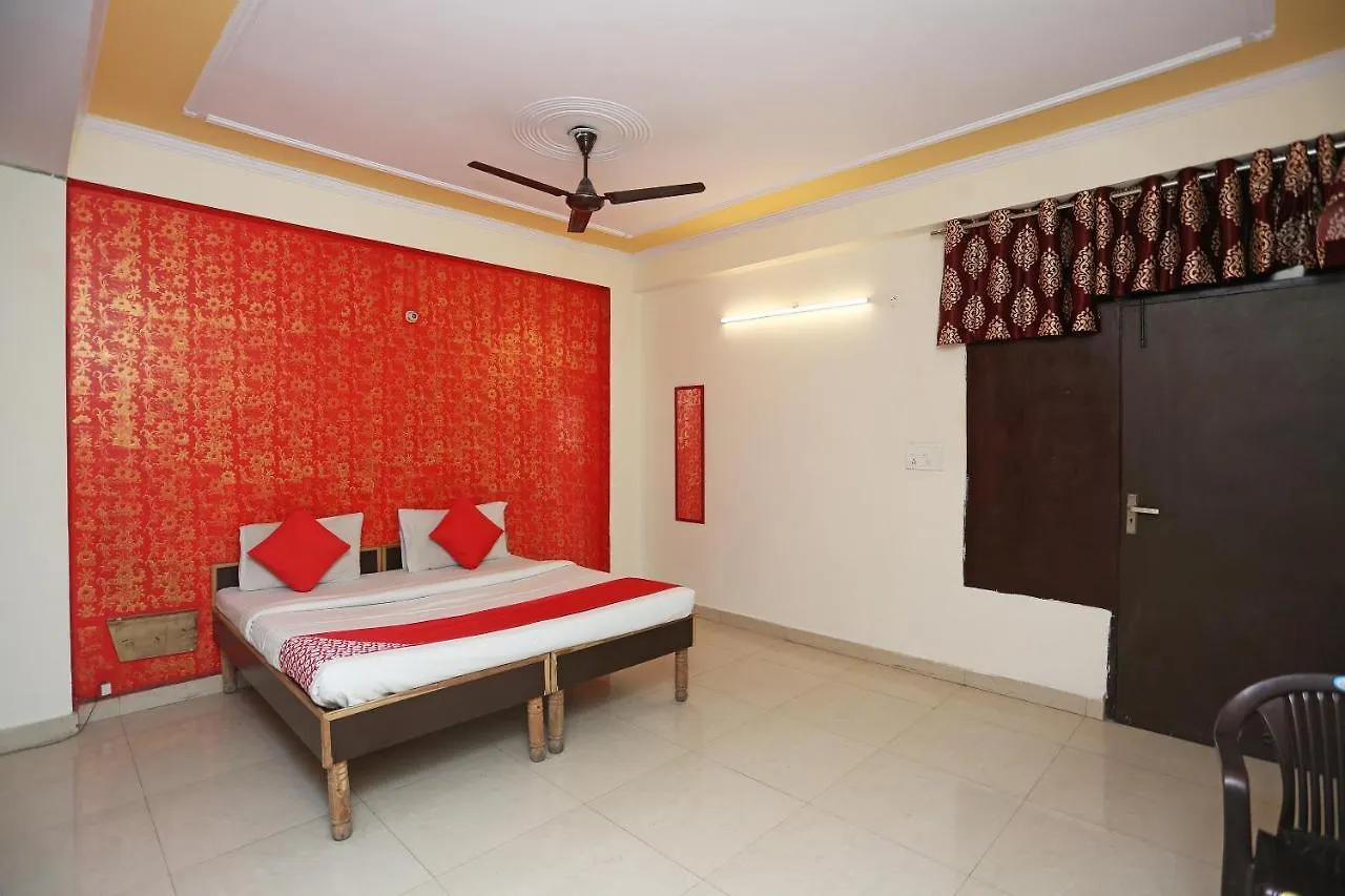 Hotel O Airport Plaza By Palace New Delhi